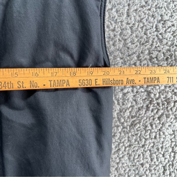 St. Moritz Vtg Black Puffer Vest Outdoors Activewear Retro Size L Embroidered - Picture 9 of 10